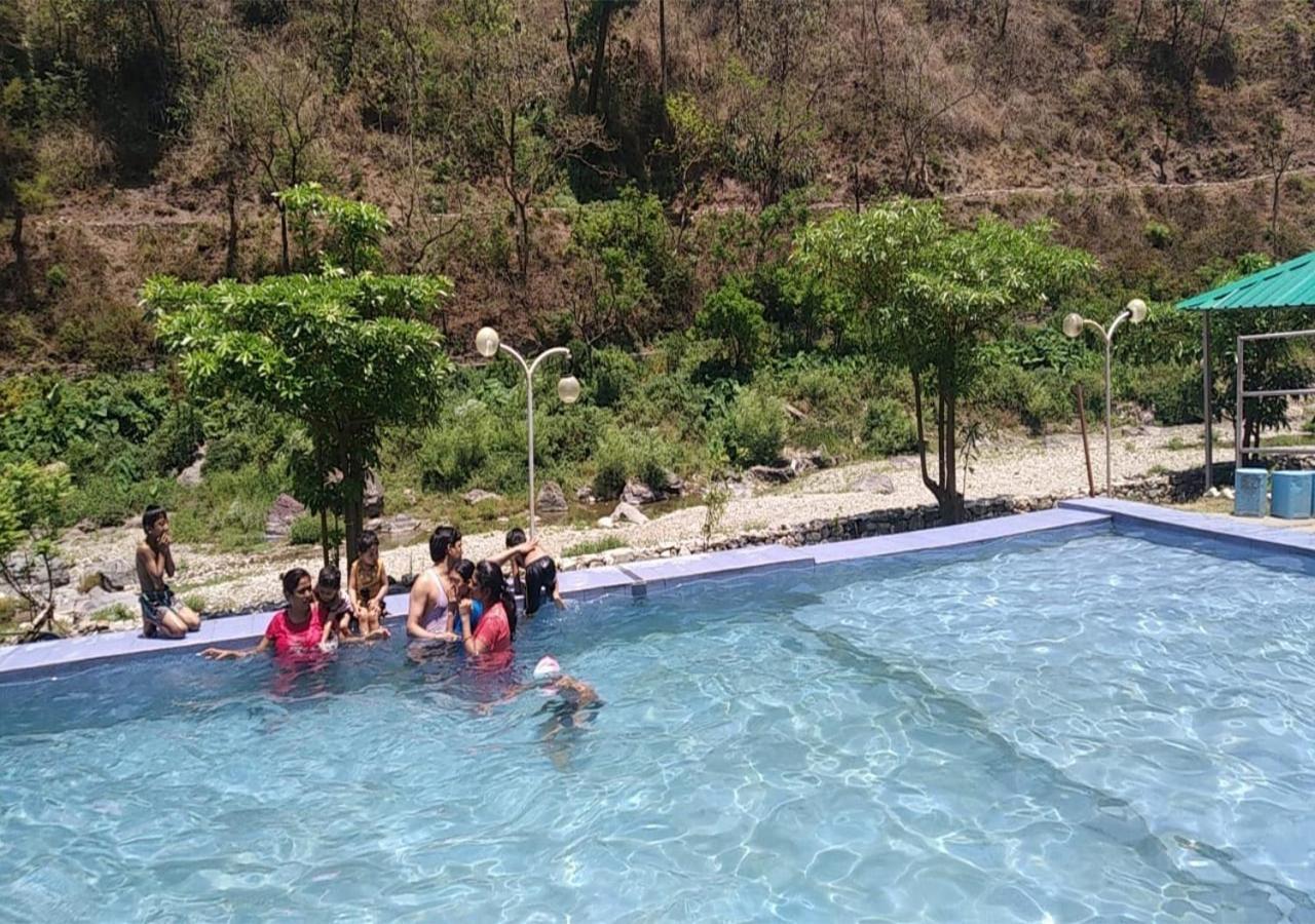 Crocus River Resort Lansdowne Ngoại thất bức ảnh